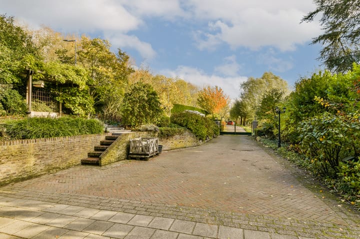 Photo 30 of Charloisse Lagedijk 904