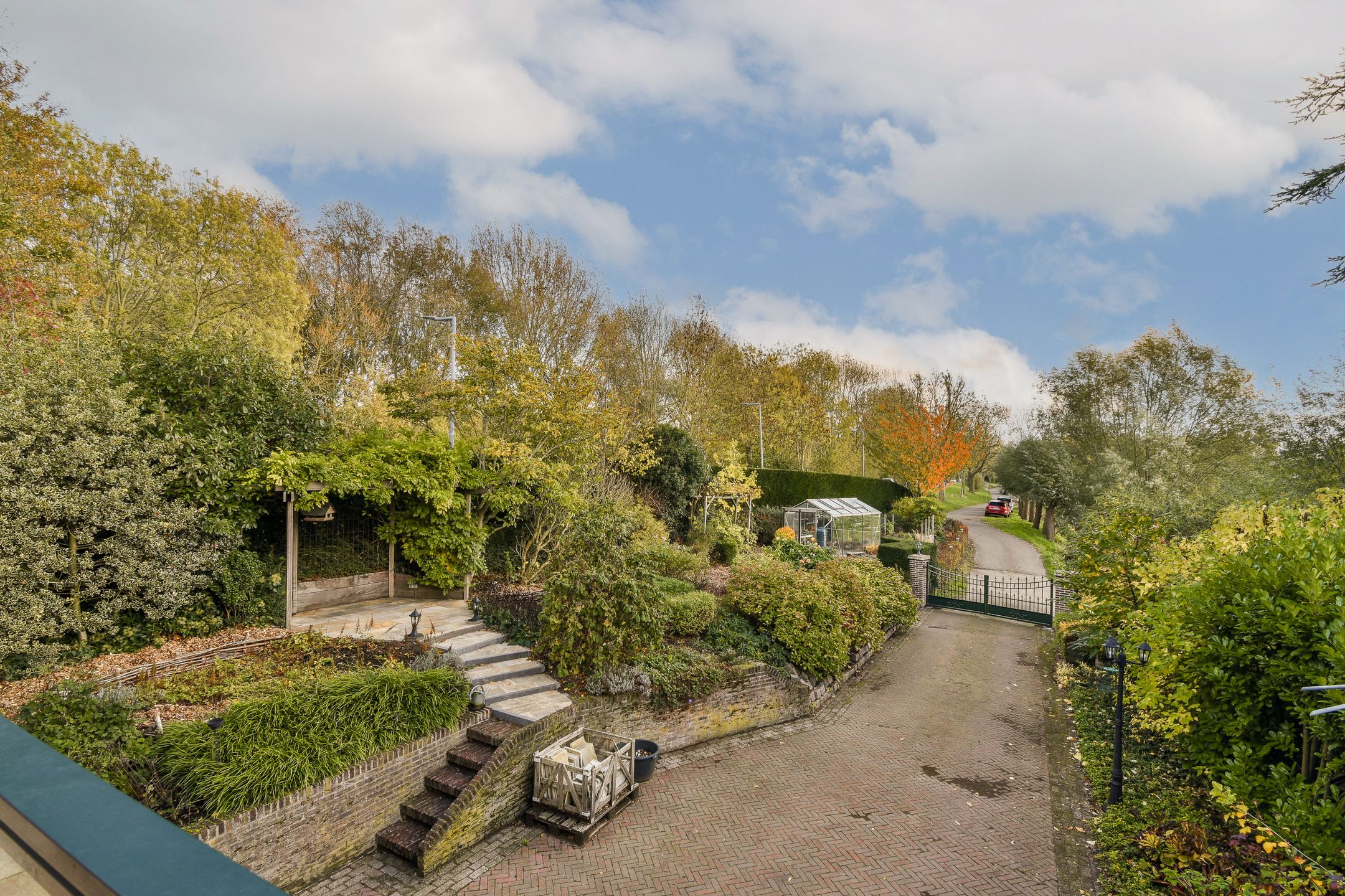 Foto 33 van Charloisse Lagedijk 904