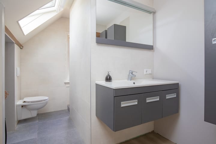 Photo 13 of Middenstraat 36