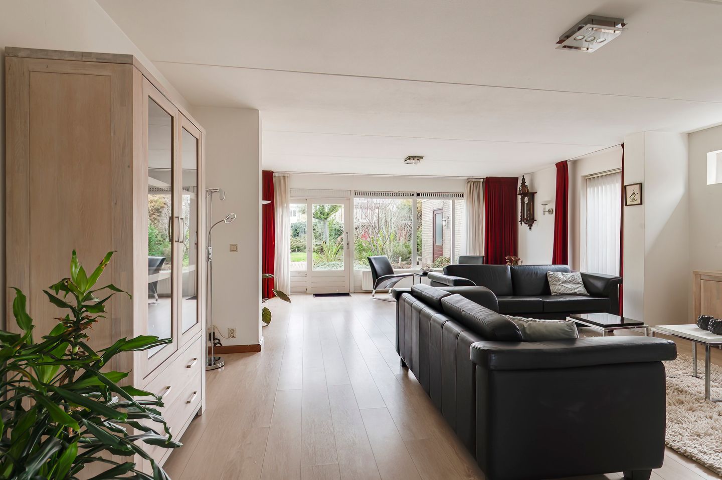 Photo 5 of Oranje Nassaulaan 42