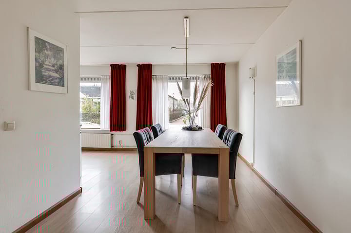 Foto 10 van Oranje Nassaulaan 42