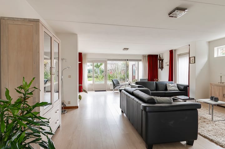 Foto 14 van Oranje Nassaulaan 42