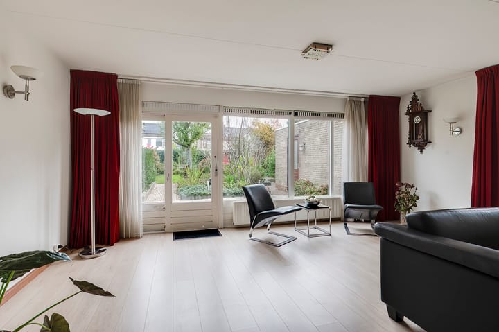 Foto 15 van Oranje Nassaulaan 42