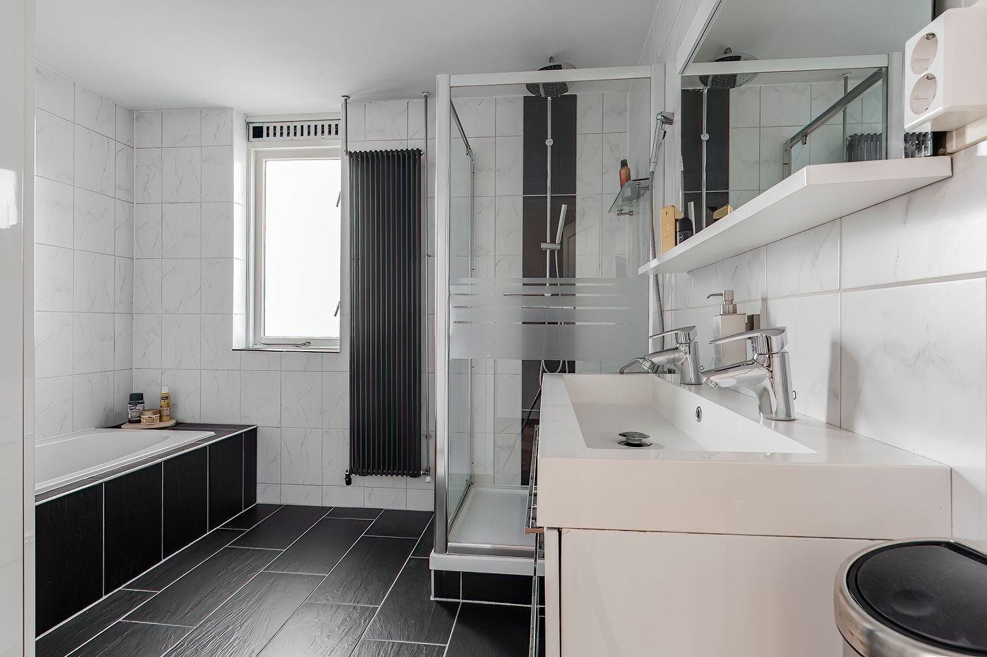 Photo 29 of Oranje Nassaulaan 42