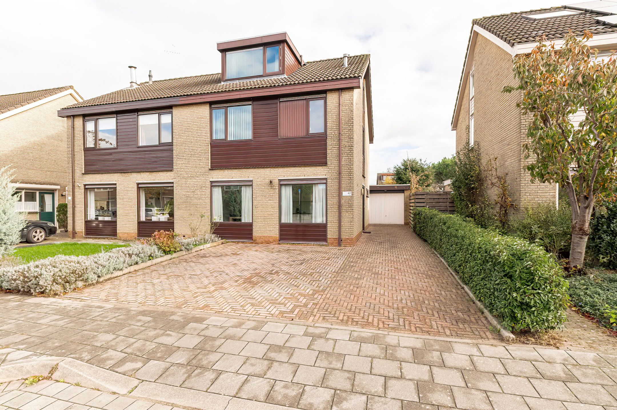 Photo 42 of Oranje Nassaulaan 42