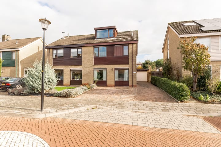 Foto 43 van Oranje Nassaulaan 42