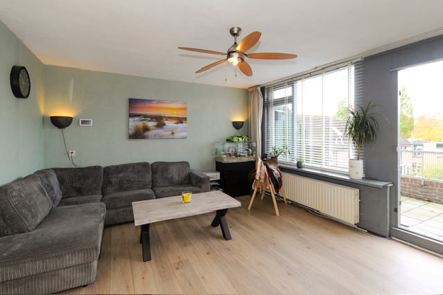 Photo 11 of Georges Bizetstraat 69