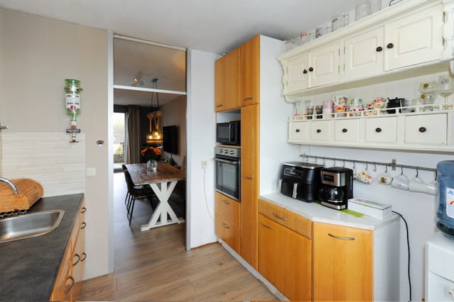 Photo 13 of Georges Bizetstraat 69