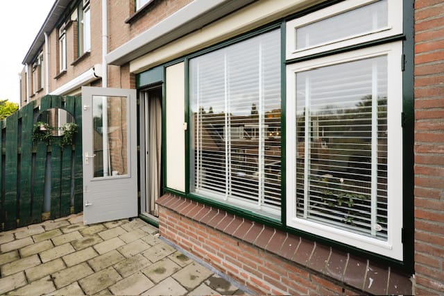 Photo 15 of Georges Bizetstraat 69