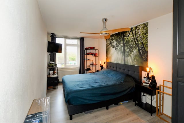 Photo 20 of Georges Bizetstraat 69