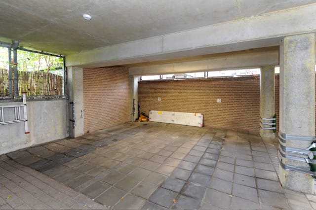 Photo 28 of Georges Bizetstraat 69