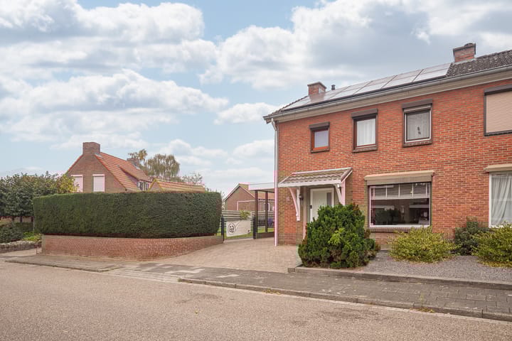 Burg Strijkersstraat 20