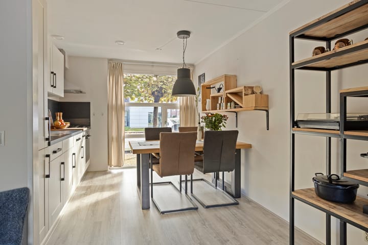 Foto 16 van Esmarkelaan 460