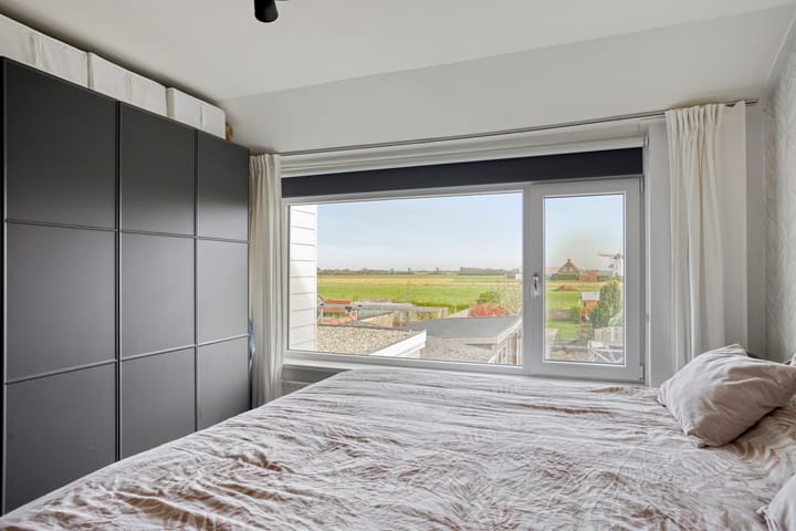 Photo 20 of Schuitvlotstraat 76