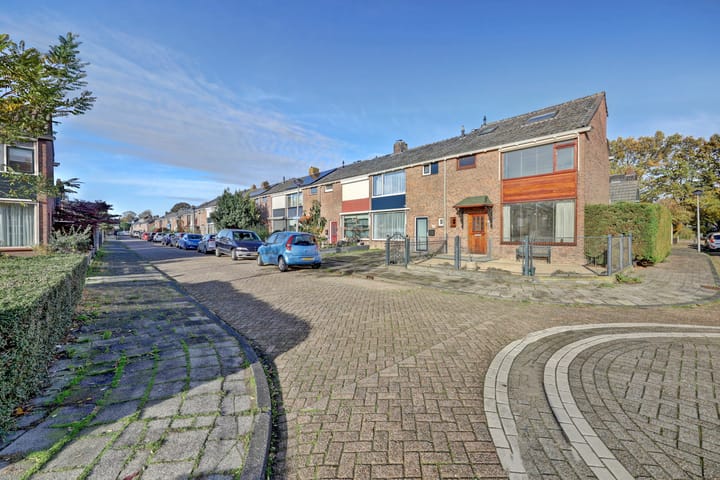 Foto 31 van Irisstraat 75