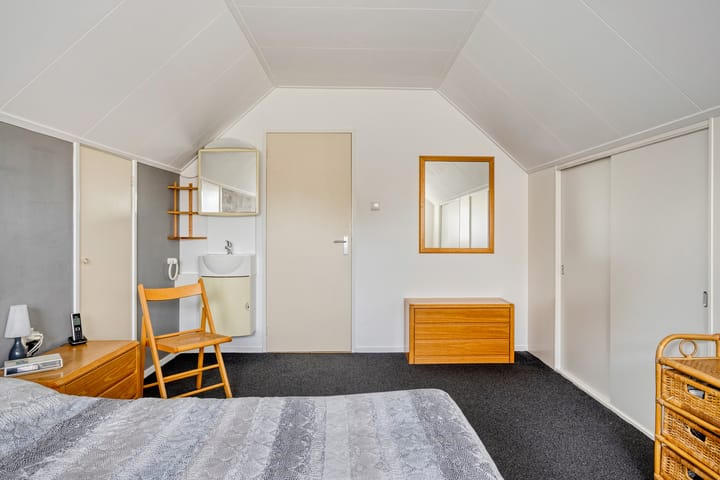 Foto 17 van Generaal Sikorskistraat 14