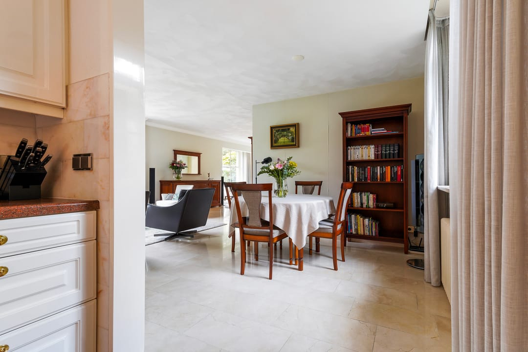 Foto 22 van van Brederodelaan 5