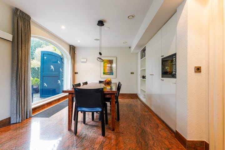 Foto 26 van van Brederodelaan 5