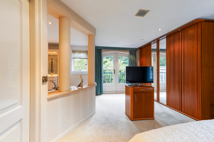 Foto 36 van van Brederodelaan 5