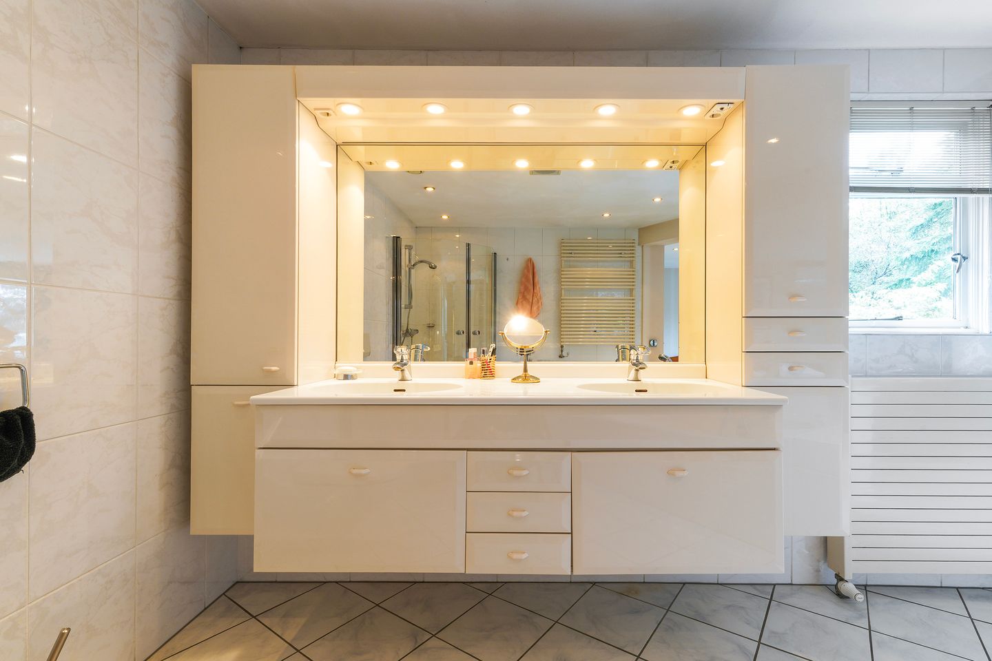 Foto 40 van van Brederodelaan 5