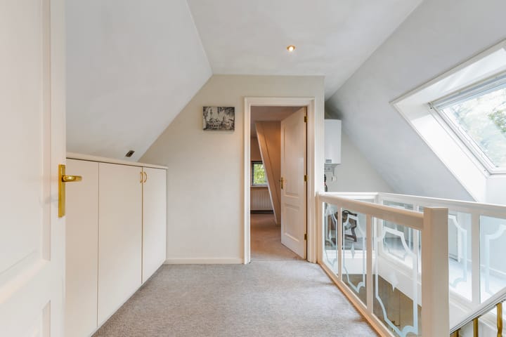 Foto 56 van van Brederodelaan 5