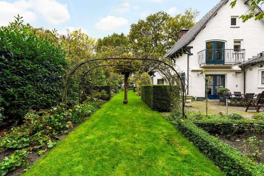 Foto 62 van van Brederodelaan 5