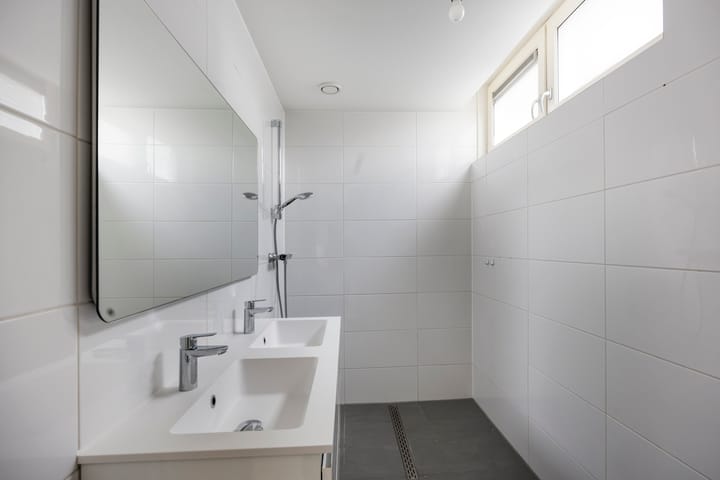 Foto 15 van Derkinderenstraat 55-2