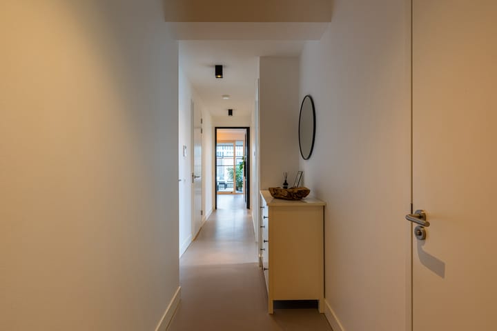 Foto 13 van De Monchyplein 6