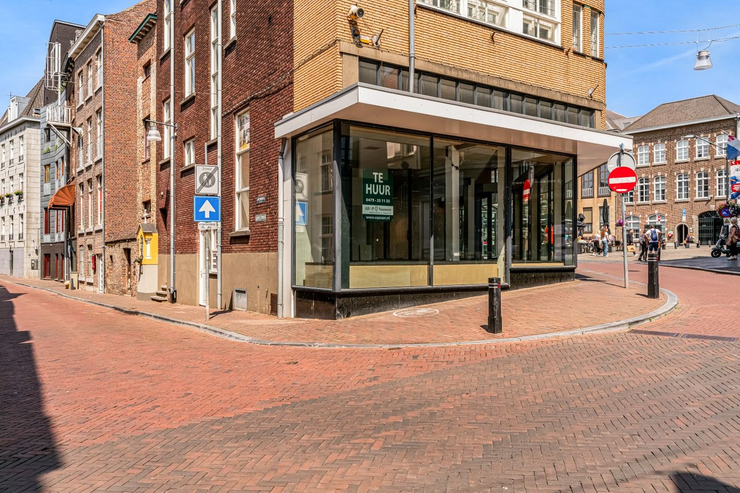 Bekijk foto 2 van Markt 9