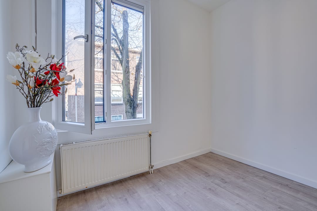 Photo 11 of Muiderbergsestraat 24