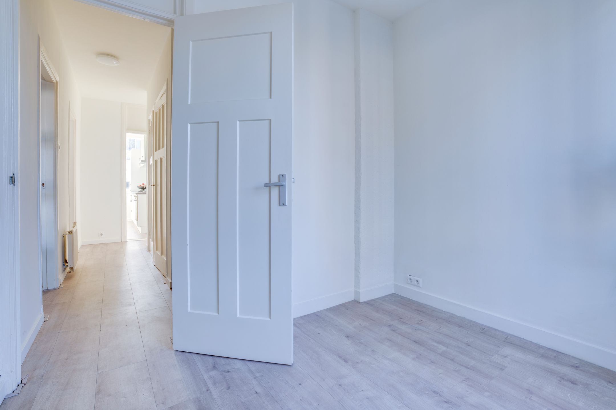 Photo 12 of Muiderbergsestraat 24