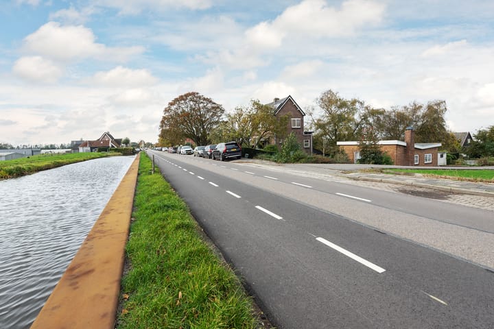 Photo 2 of Oosteinderweg 569