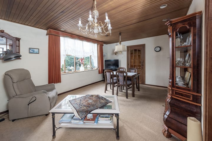 Photo 8 of Oosteinderweg 569