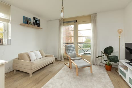 Binnendoor 2 secondary image