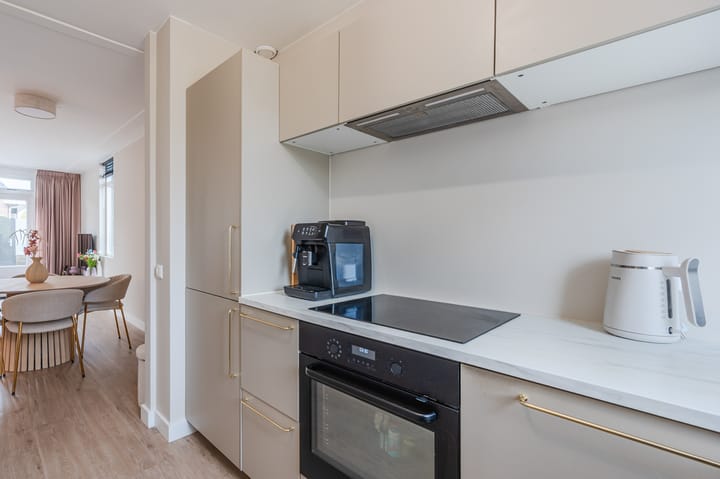 Photo 18 of van Galenstraat 41