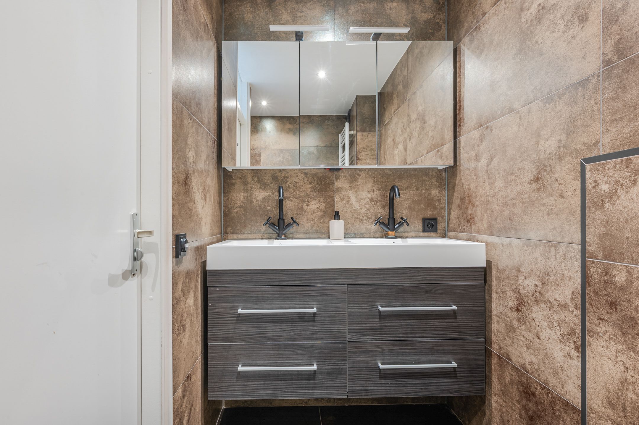 Foto 27 van van Galenstraat 41