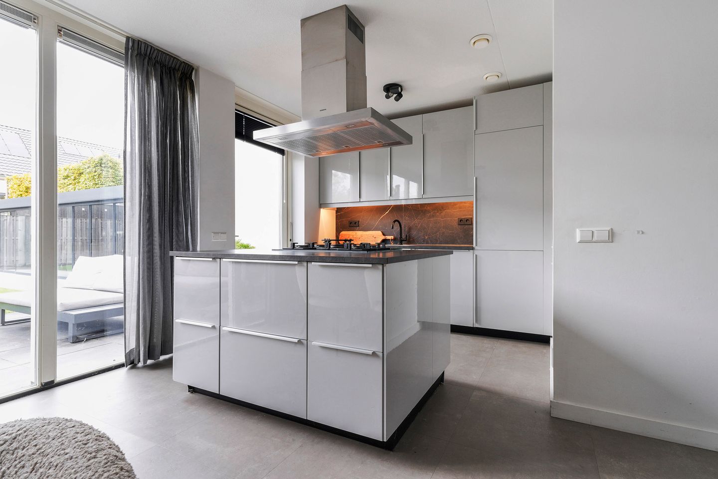 Foto 4 van Monseigneur Völkerstraat 33