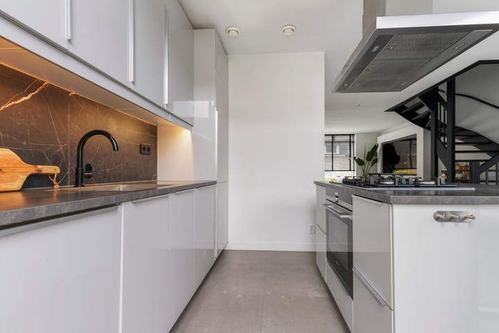 Photo 19 of Monseigneur Völkerstraat 33