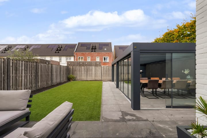 Photo 42 of Monseigneur Völkerstraat 33