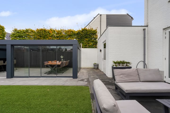 Photo 46 of Monseigneur Völkerstraat 33