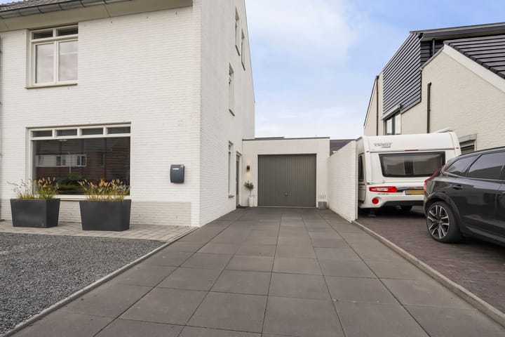 Photo 51 of Monseigneur Völkerstraat 33