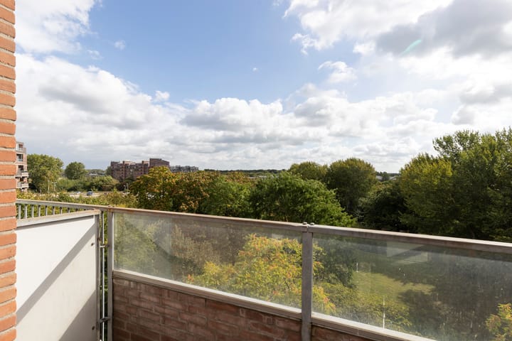 Photo 9 of Leerdamhof 112