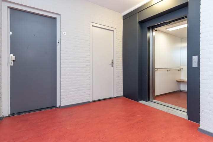 Photo 19 of Leerdamhof 112