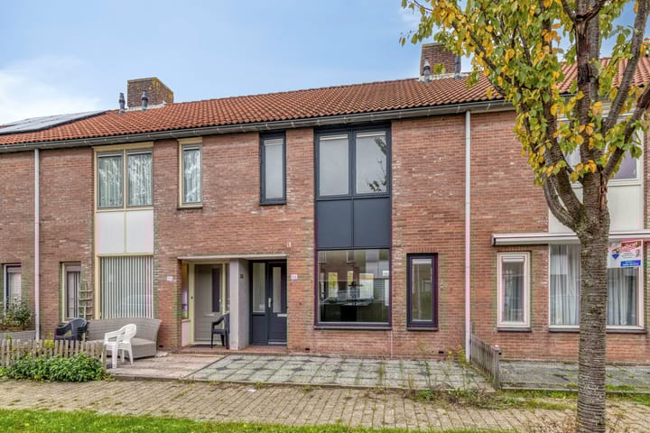 Photo 2 of Koolmees 36