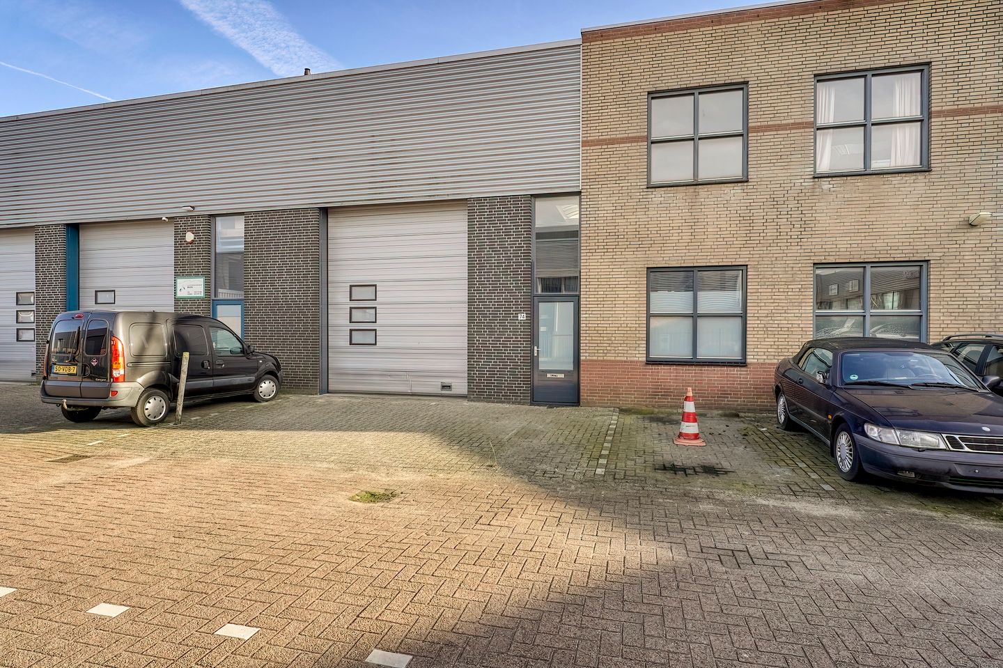 View photo 3 of Gieterij 74