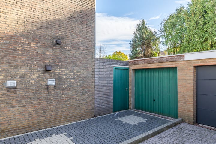 Photo 23 of Burg. Ritzenstraat 6