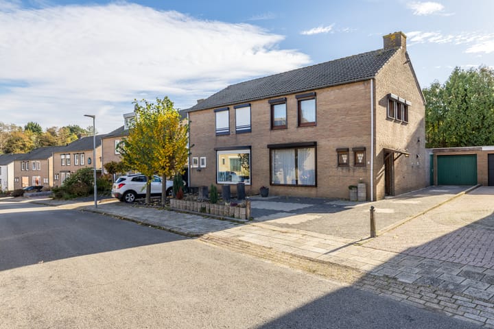 Photo 24 of Burg. Ritzenstraat 6