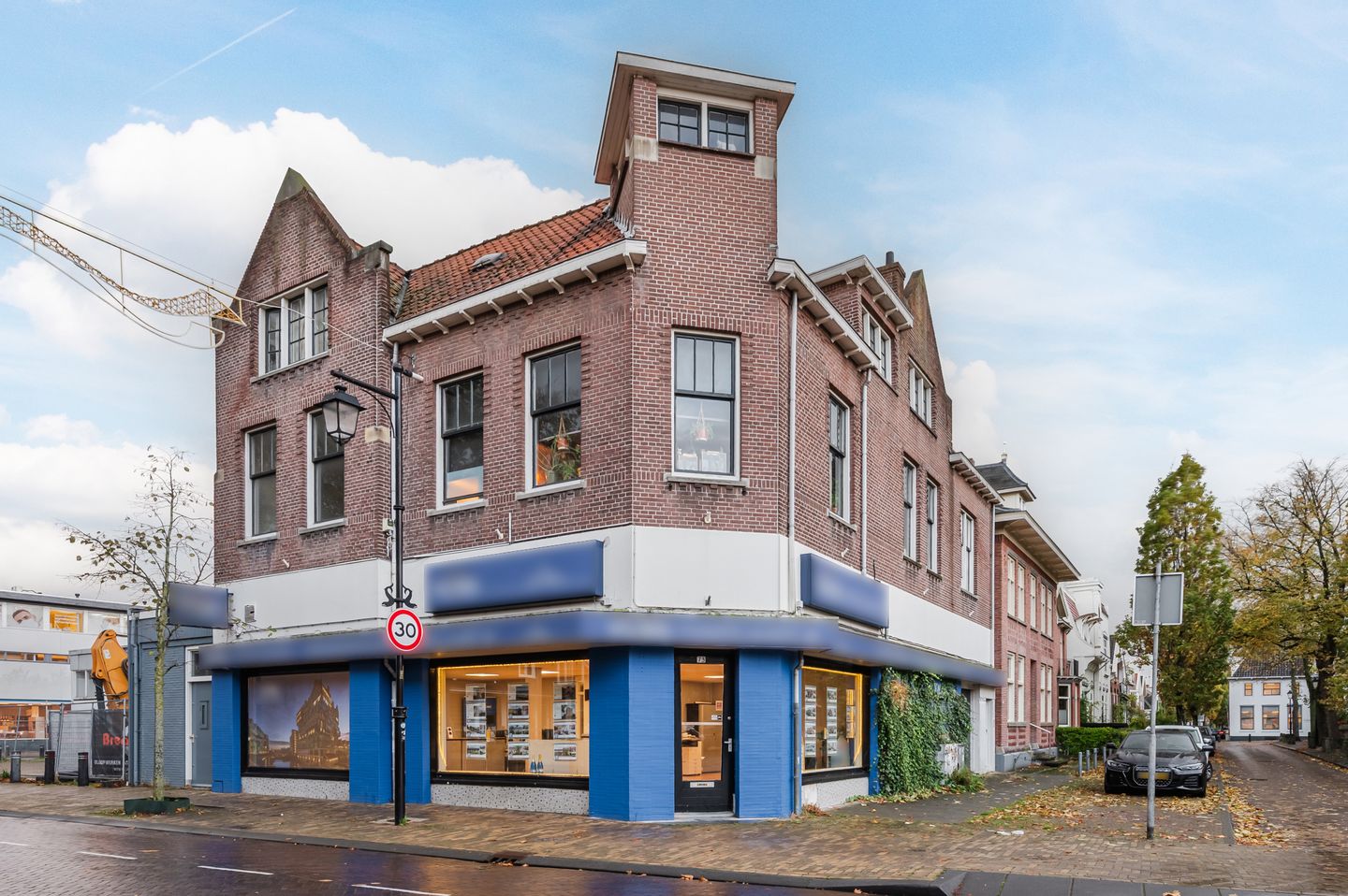 Bekijk foto 1 van Westzijde 73