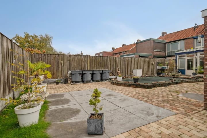 Foto 30 van Spoorstraat 54