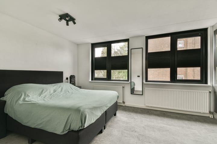 Photo 19 of mr. Verschuurstraat 33